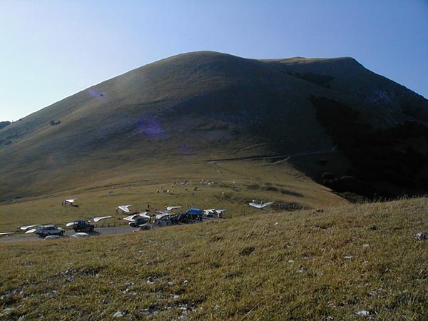 image015